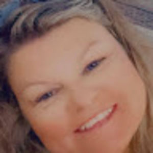 Meet your Posher, Faye